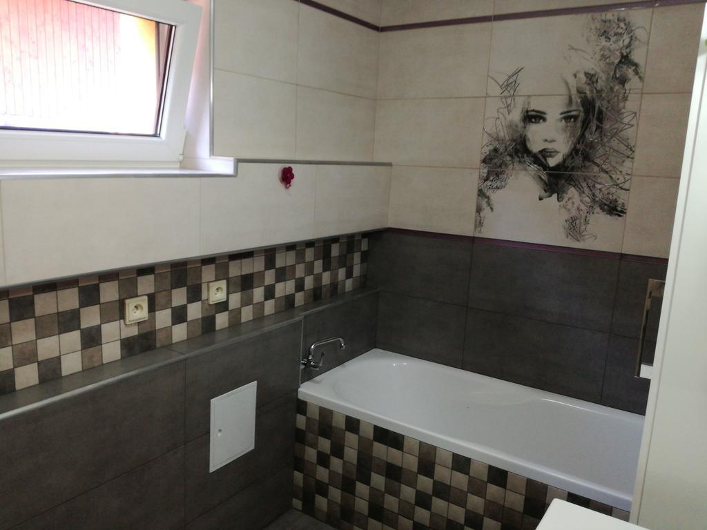 Privat U Zdenky Hotel Tvrdosin Exterior foto